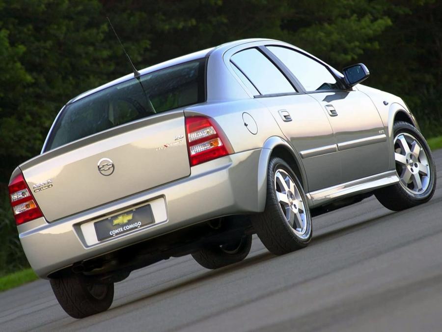  Chevrolet Astra Sedan 2003 года  (фото 14 из 14)